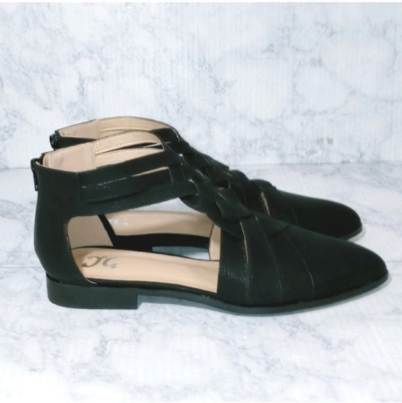 New!! Boho Vibes Vegan Leather Shoes in Black - Picture 7 of 9
